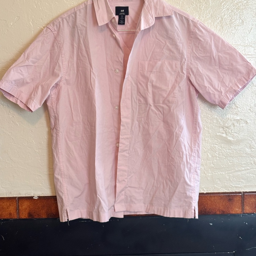 H&M Men’s Light Pink Casual Button Down Shirt
